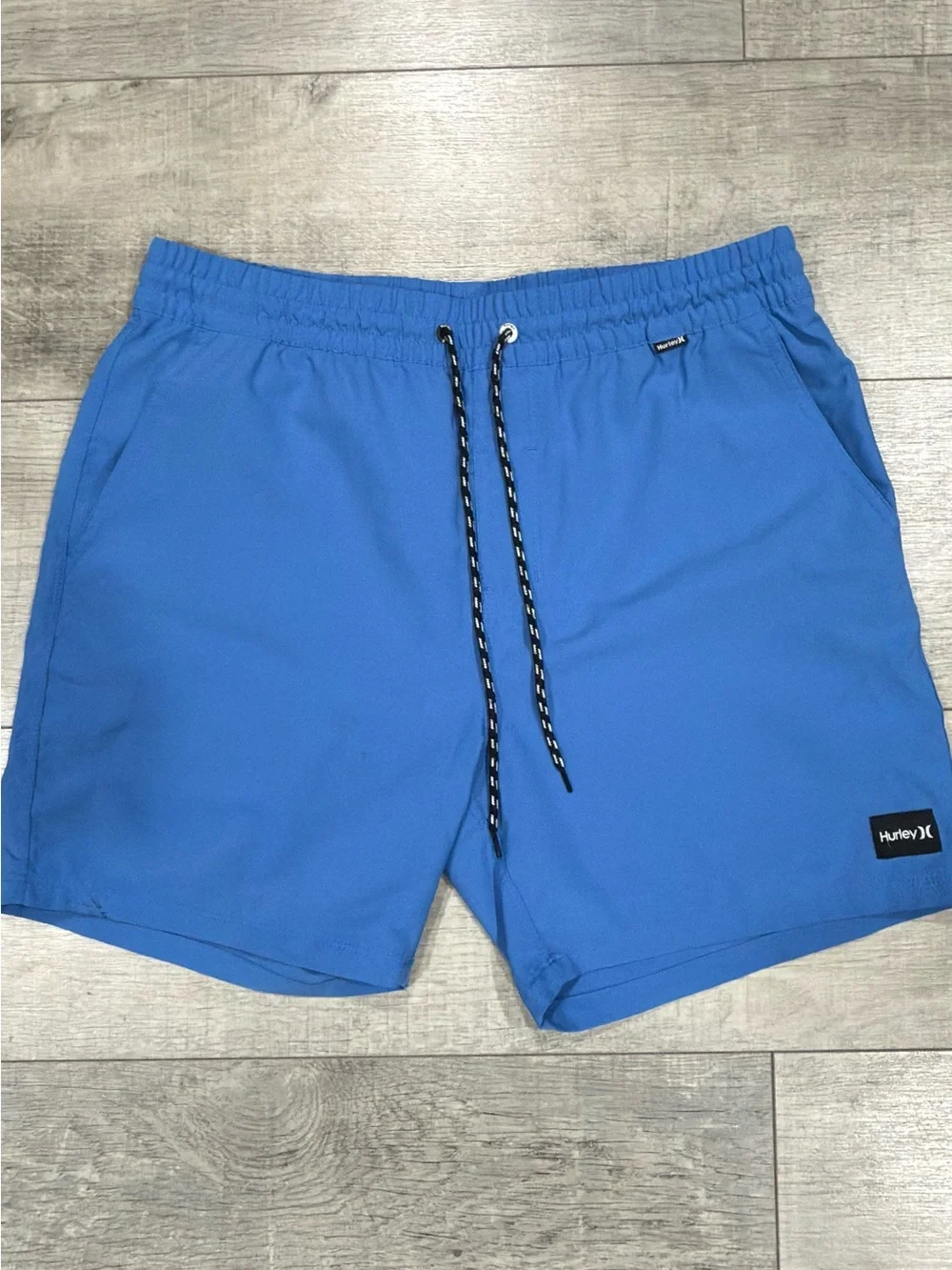 Hurley Blue Shorts – Men’s Size Medium